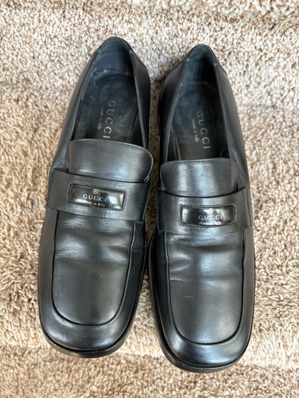 Gucci Black Leather Women's Penny Loafers - Picture 5 of 16